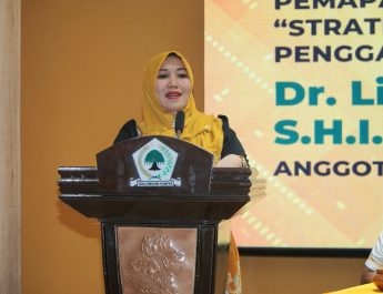 Ning Lia Curi Perhatian di Golkar Jatim, Hadirkan Tausiyah Politik Kekinian