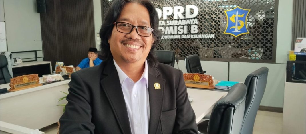 Anas Karno Resmi Dilantik, PDIP Surabaya Kembali Lengkapi Kekuatan di DPRD