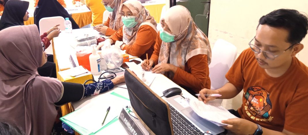 Bakti Sosial KWGe Didukung Freeport, Ratusan Warga Dapat Layanan Kesehatan Gratis