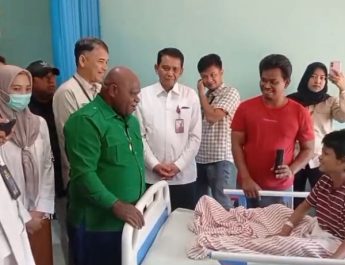 Natalius Pigai, Sesalkan Buruknya pengelolaan SPPG di Kawasan Tembok Dukuh, Surabaya