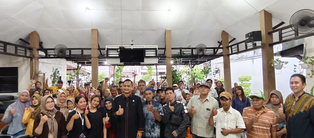 Reses di Dukuh Kupang, Cahyo Siswo Utomo Soroti Kisruh Data Desil Bansos