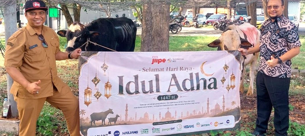 Momen Idul Adha, BKMS dan Tenant JIIPE Salurkan Hewan Kurban untuk Masyarakat