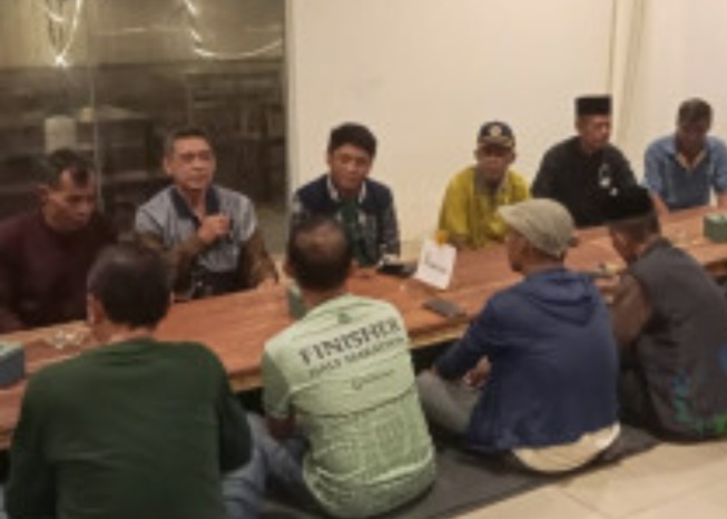 Aspirasi Mengalir di Malam Minggu, DPRD Ngopi Bareng Warga Babat Jerawat