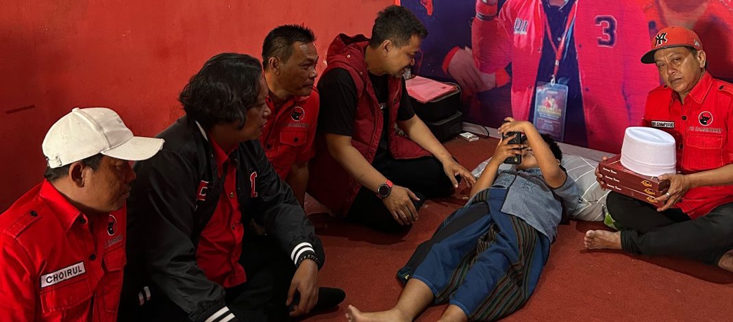 Bulan Bung Karno, PAC PDIP Sambikerep Gelar Khitanan Massal dan Wujudkan Instruksi Turun ke Masyarakat
