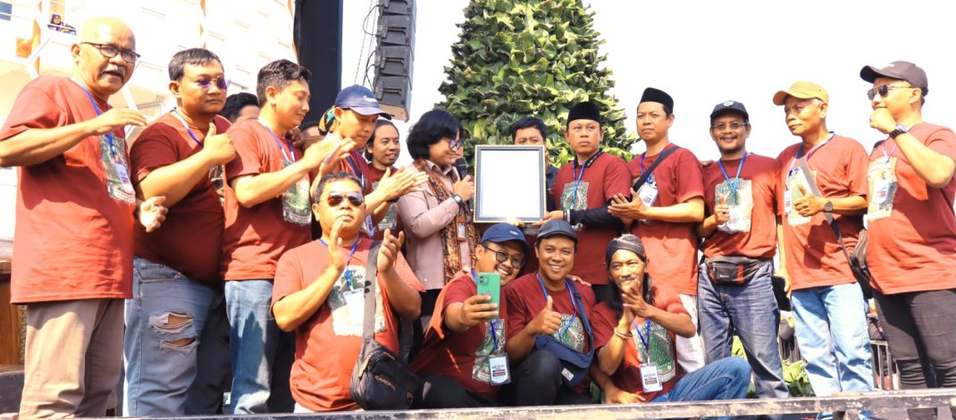 Tumpeng 3.000 Nasi Krawu Antar KWGe Pecahkan Rekor MURI, Kuliner Khas Gresik Kian Mendunia