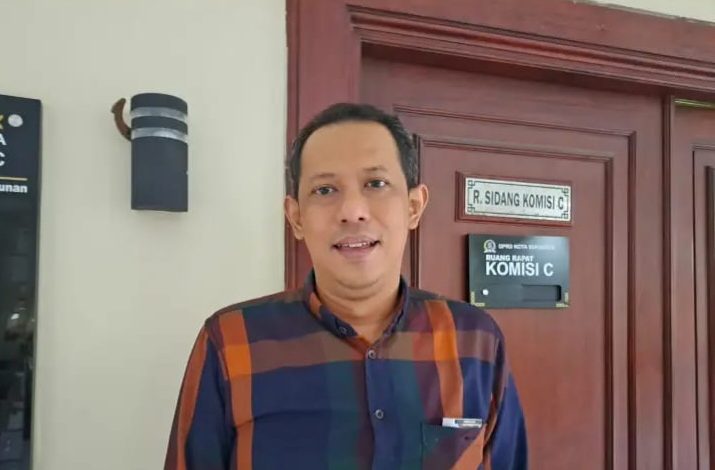 Tak Lagi Tunggu Alat Dinas, Camat-Lurah Didorong Miliki Eskavator Mini Secara Mandiri