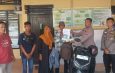 Polsek Kembangbahu Serahkan Sepeda Motor Temuan kepada Keluarga Pemilik