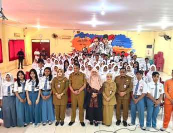 Temui Siswa SMA dan SMK, Reni Astuti Ajak Generasi Muda Kejar Prestasi Berlandaskan Akhlak