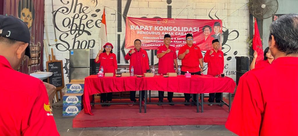 PDI Perjuangan Percepat Regenerasi, PAC Tenggilis Mejoyo dan Gunung Anyar Dorong Kader Muda Pimpin Ranting
