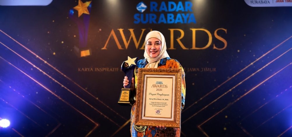 Ajeng Wira Wati Dinobatkan Politisi Perempuan Inspiratif di Radar Surabaya Awards 2026