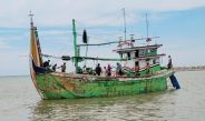 Satpolairud Polres Lamongan Koordinasi Cari KMN ENTOK yang Hilang Kontak di Perairan Kangean