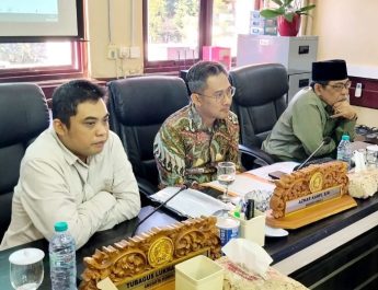 Dikebut 30 Hari, Pansus DPRD Surabaya Matangkan Raperda Kampung Cerdas, Pastikan Program Kampung Pancasila Terakomodasi
