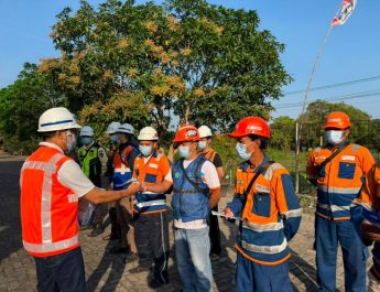 Pelindo Terminal Petikemas Gerak Cepat Lindungi Pekerja dan Warga dari Kabut Asap Sampit