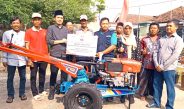 Poktan Tanjangawan Ujungpangkah Terima Bantuan Traktor Dari Usulan DPRD Jatim