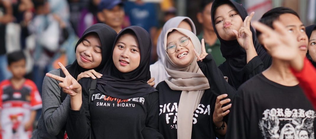 Ribuan Warga Mojopurowetan Tumpah Ruah Ikuti Jalan Sehat Bertabur Hadiah