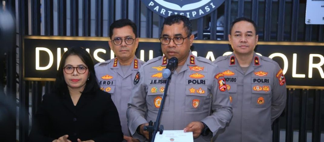 Kapolri Mutasi 424 Perwira, Sejumlah Jabatan Strategis Berganti