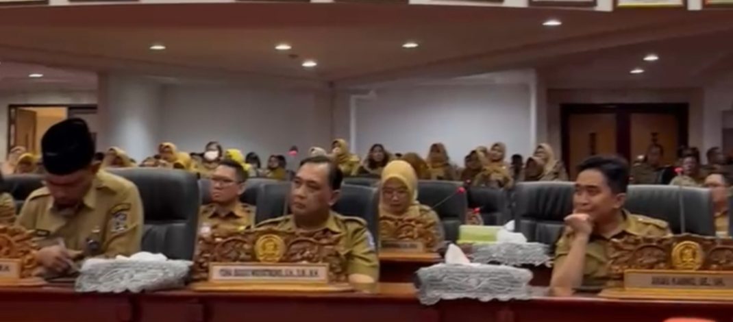 Pansus Banjir DPRD Surabaya Serap Aspirasi 31 Camat, Soroti Kekurangan Satgas hingga Anggaran