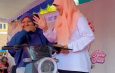 Semarak HUT RI ke-81, Reni Astuti Gelar Jalan Sehat dan Festival Lontong Balap di Wonokromo