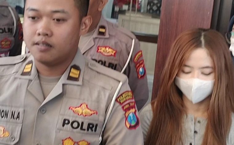 Satlantas Polrestabes Surabaya Tetapkan Wanita Pengemudi Outlander jadi Tersangka