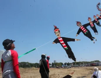 William Wirakusuma Dorong Festival Layang-Layang Jadi Magnet Wisata Surabaya