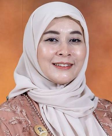 Ajeng Wira Wati Soroti Program Prabowo di Surabaya : CKG, MBG hingga Sekolah Rakyat