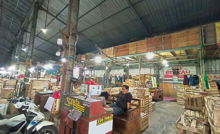 Penertiban Pasar Buah Tanjungsari Disorot,DPRD Surabaya : Jangan Tebang Pilih!