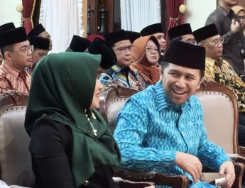 Momen Emil Dardak Sebut Ning Lia: “Kita Sama-sama Membangun Jawa Timur”