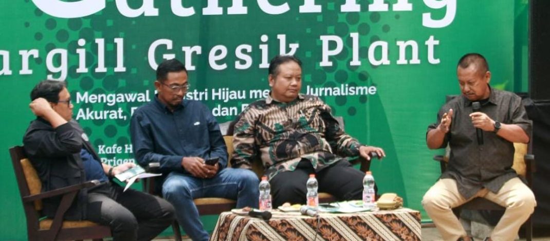 Cargill Indonesia Ajak Wartawan Tanam Pohon dan Bahas Tantangan Industri Hijau