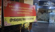 Karangan Bunga Kritik Pedas Kepung Siola, Pedagang Buah Tanjungsari Sentil Kepala Dinkopumdag