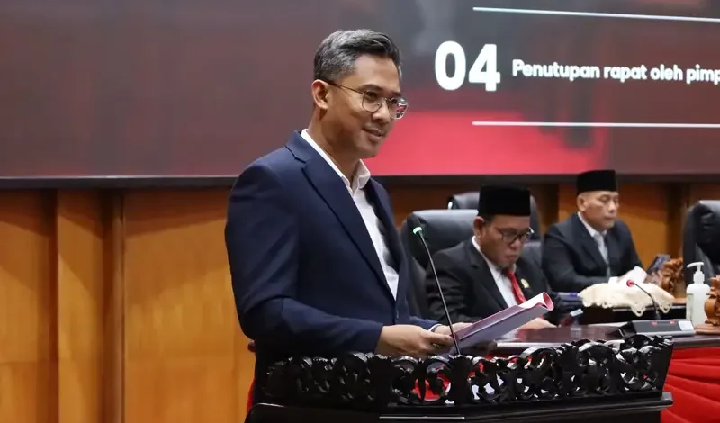 Target Ekonomi Turun, Utang Rp1,3 Triliun: Gerindra Bedah RAPBD Surabaya 2027