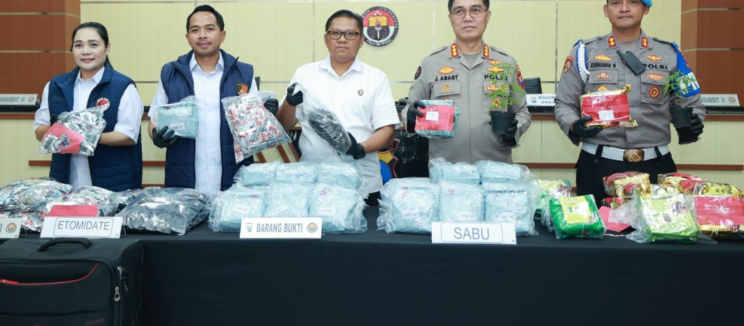 Polda Jatim Ungkap 1.870 Kasus Narkoba dan Sita 85,6 Kg Sabu
