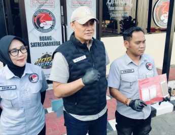 Dua Pemuda di Tambaksari Ditangkap Polres Tanjung Perak, Habis Kulakan Sabu 9 juta