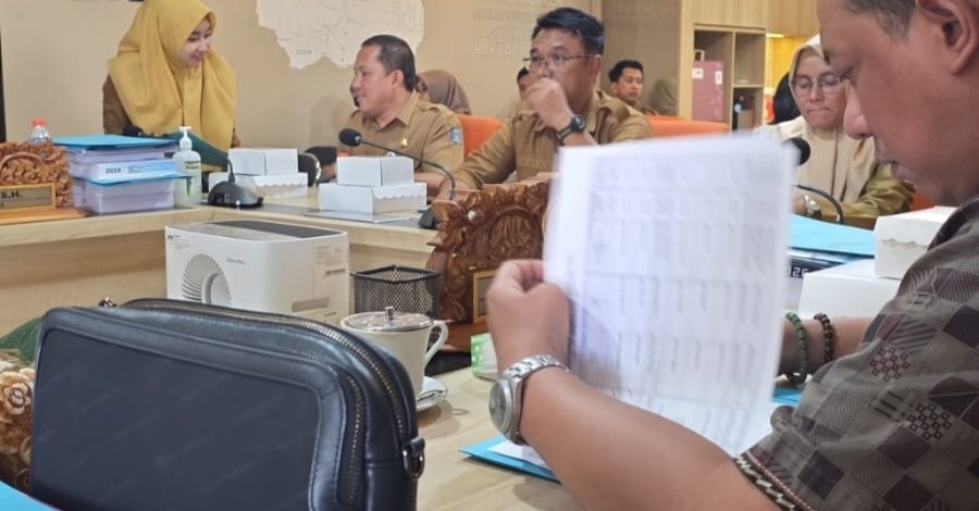 Anggaran DLH Surabaya Disorot, Komisi C Pertanyakan Lahsamor hingga Jamban Rp13 Miliar