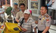 Motor Penjual Es Krim Dicuri Lewat Pesanan Fiktif, Kapolres Batu Kembalikan ke Korban