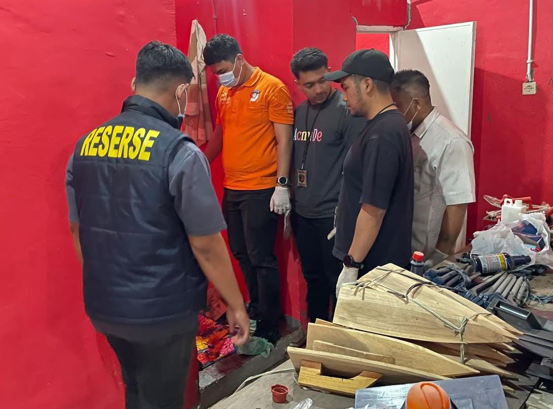 Diduga Cemburu, Wanita di Menganti Habisi Tunangan Lalu Hubungi 110
