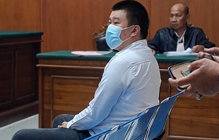 Ronaldy Didakwa Tak Setorkan Tagihan 22 Toko, Kerugian Perusahaan Rp319 Juta