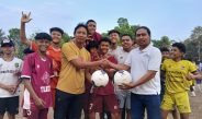 Rayakan HUT ke-11, SSB Golden Goal Banyuwangi Gelar Friendly Match dan Penyerahan Bantuan Sarana Latihan
