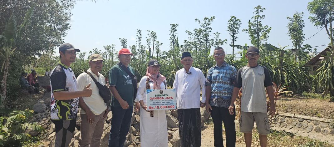 Sukses Bermitra dengan PT BSI, BUMDes Gangga Jaya Bantu Perbaiki Irigasi Warga Sumberagung