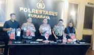 Demo Depan Grahadi 2 Tahun Kepemimpinan Prabowo Gibran, Puluhan Diduga Perusuh Diamankan Polisi