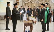 Lantik Edy Sebagai Pj Sekda Gresik, Bupati Yani Dorong Kekompakan OPD dan Program Beasiswa