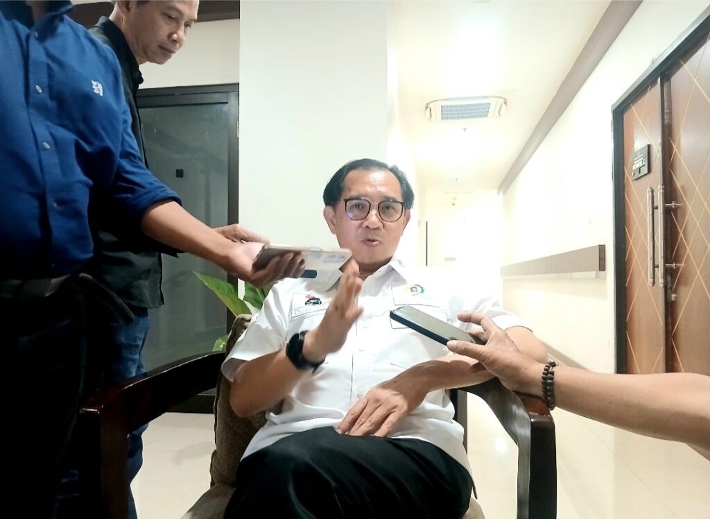 Michael Leksodimulyo Sebut Krisis SDN Semolowaru IV sebagai Bencana Pendidikan, Desak Pemkot Bergerak Cepat