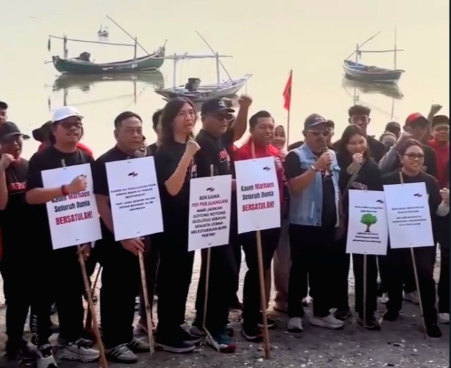 Merah Muda Fest, PDIP Surabaya Ajak Anak Muda Rawat Lingkungan